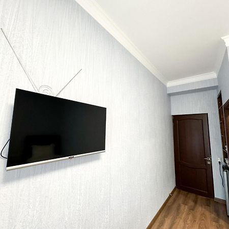 Armenia Hotel Γιερεβάν Εξωτερικό φωτογραφία