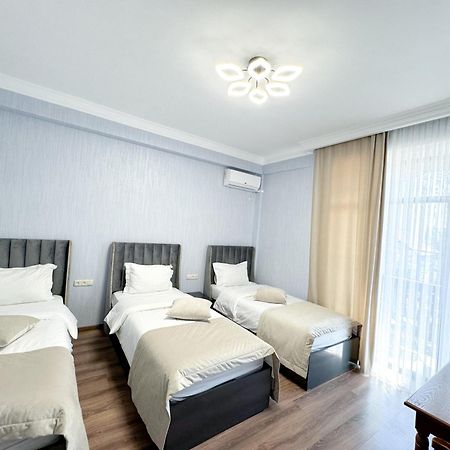 Armenia Hotel Γιερεβάν Εξωτερικό φωτογραφία