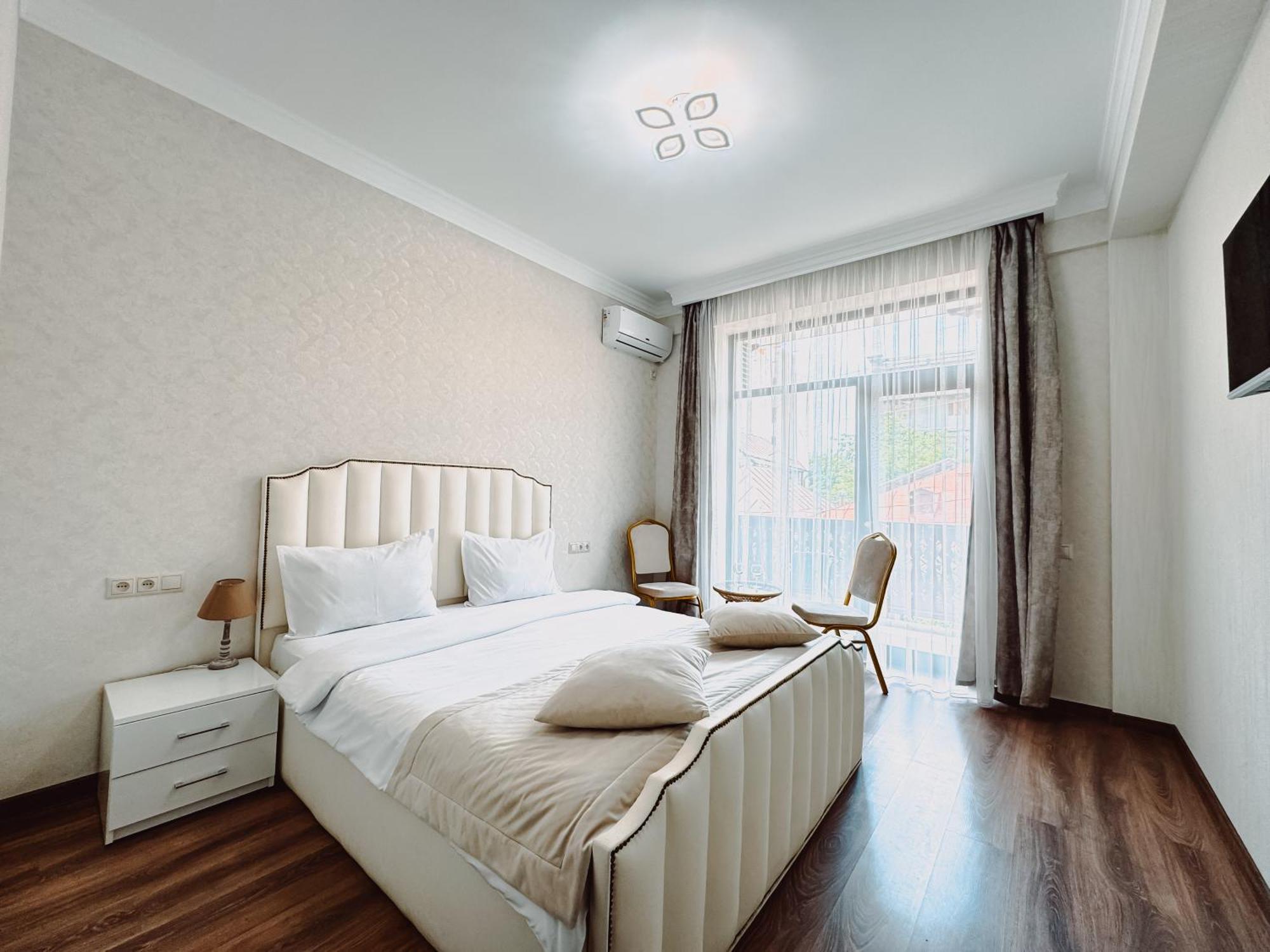 Armenia Hotel Γιερεβάν Δωμάτιο φωτογραφία