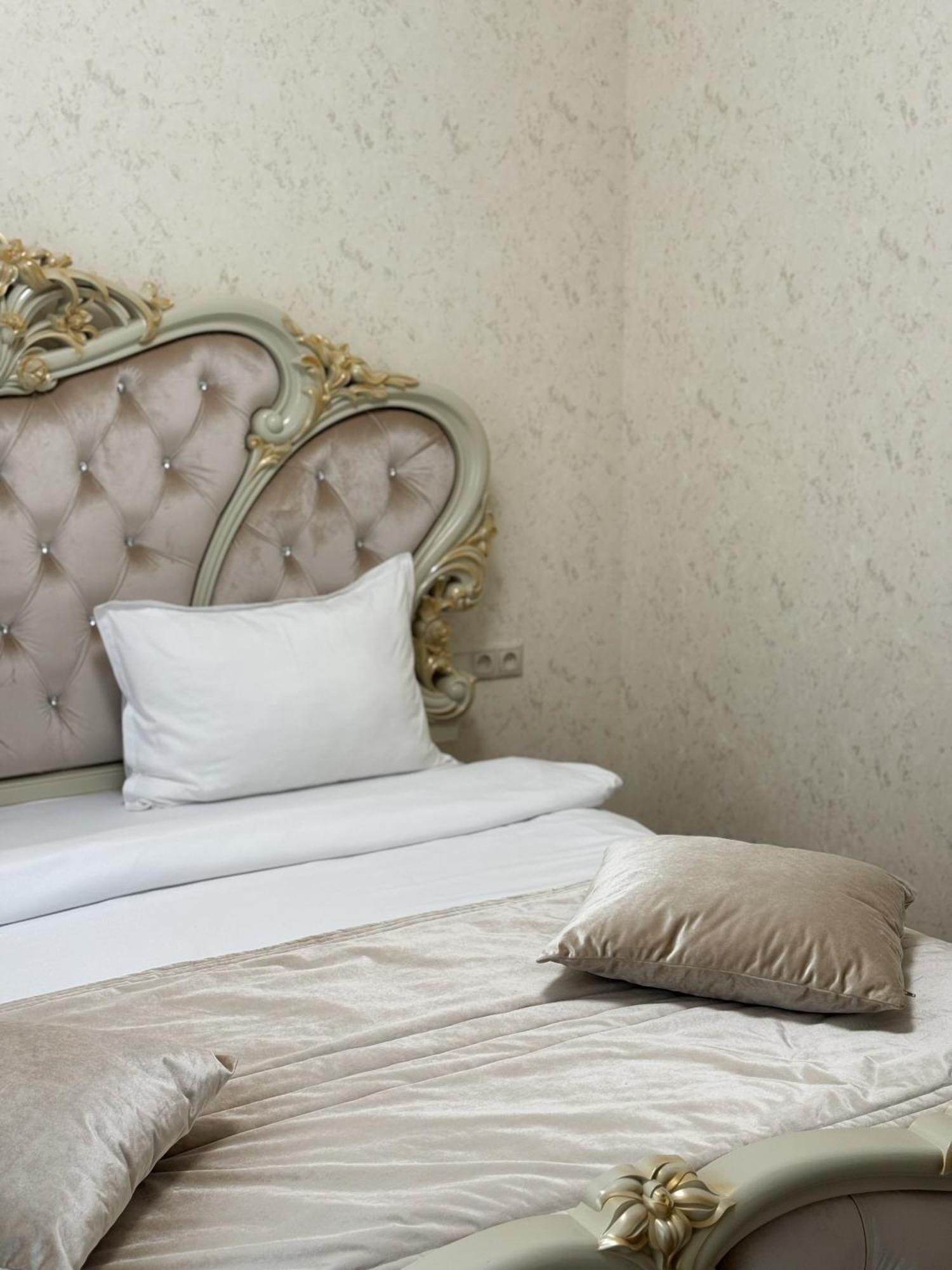 Armenia Hotel Γιερεβάν Εξωτερικό φωτογραφία