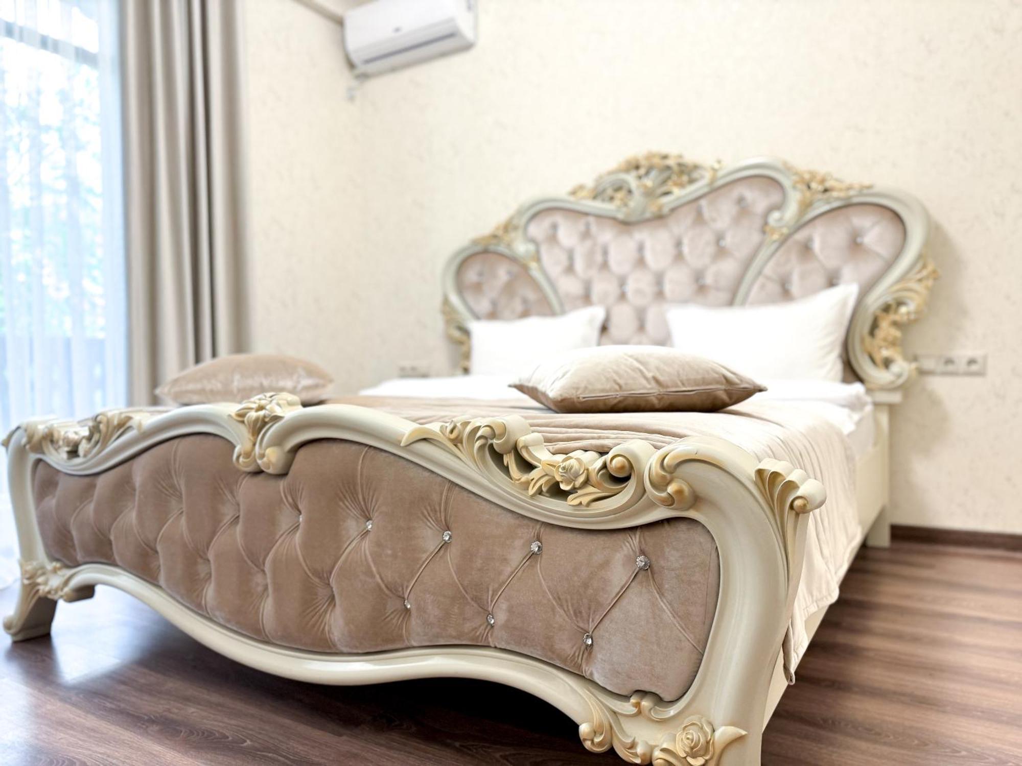 Armenia Hotel Γιερεβάν Εξωτερικό φωτογραφία