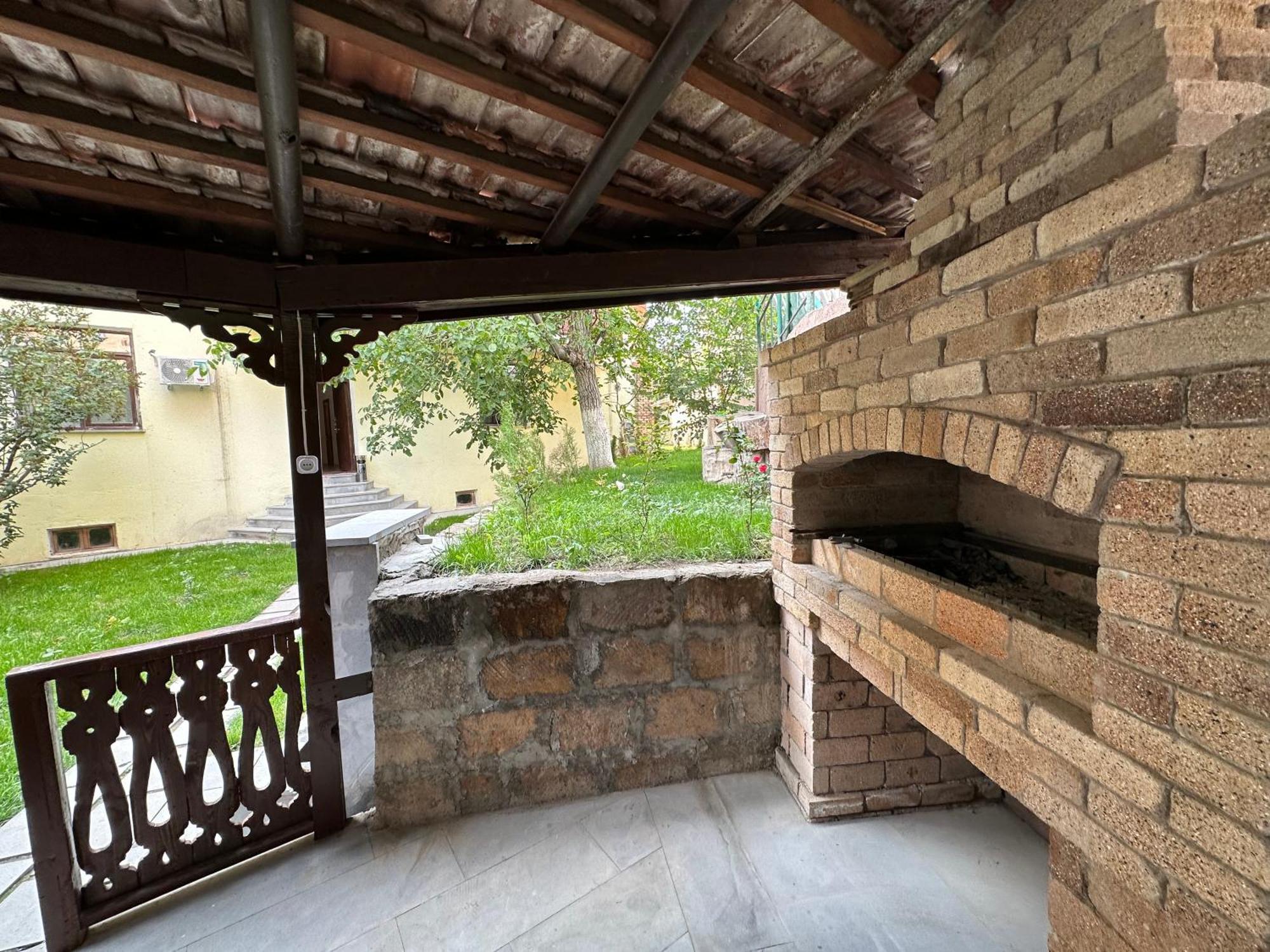 Armenia Hotel Γιερεβάν Εξωτερικό φωτογραφία